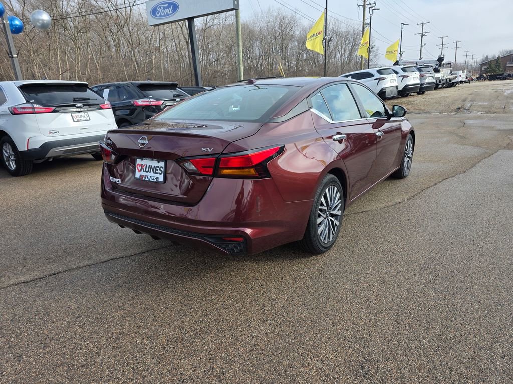 Used 2023 Nissan Altima 2.5 SV image 12
