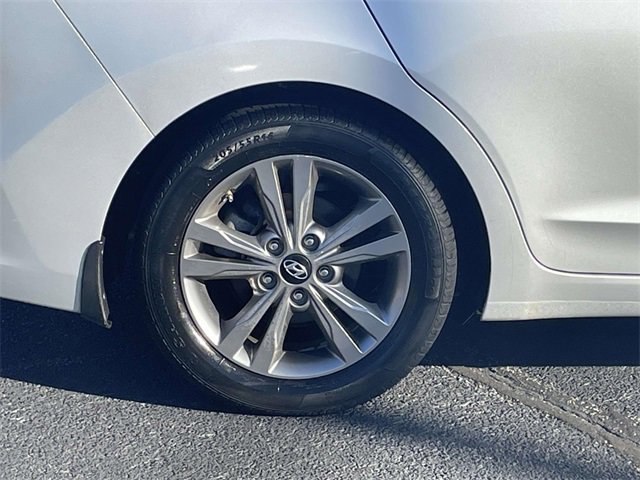 Used 2018 Hyundai Elantra SEL image 7