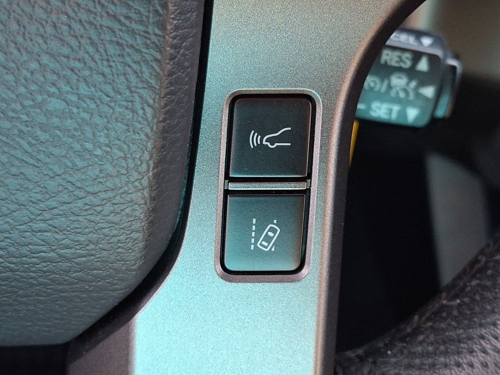 Used 2020 Toyota Tacoma TRD Off-Road AWD/4WD image 24