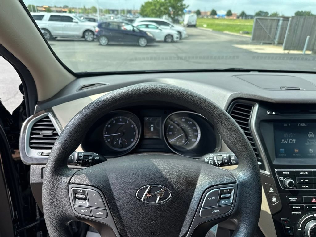Used 2017 Hyundai Santa Fe Sport AWD/4WD image 11