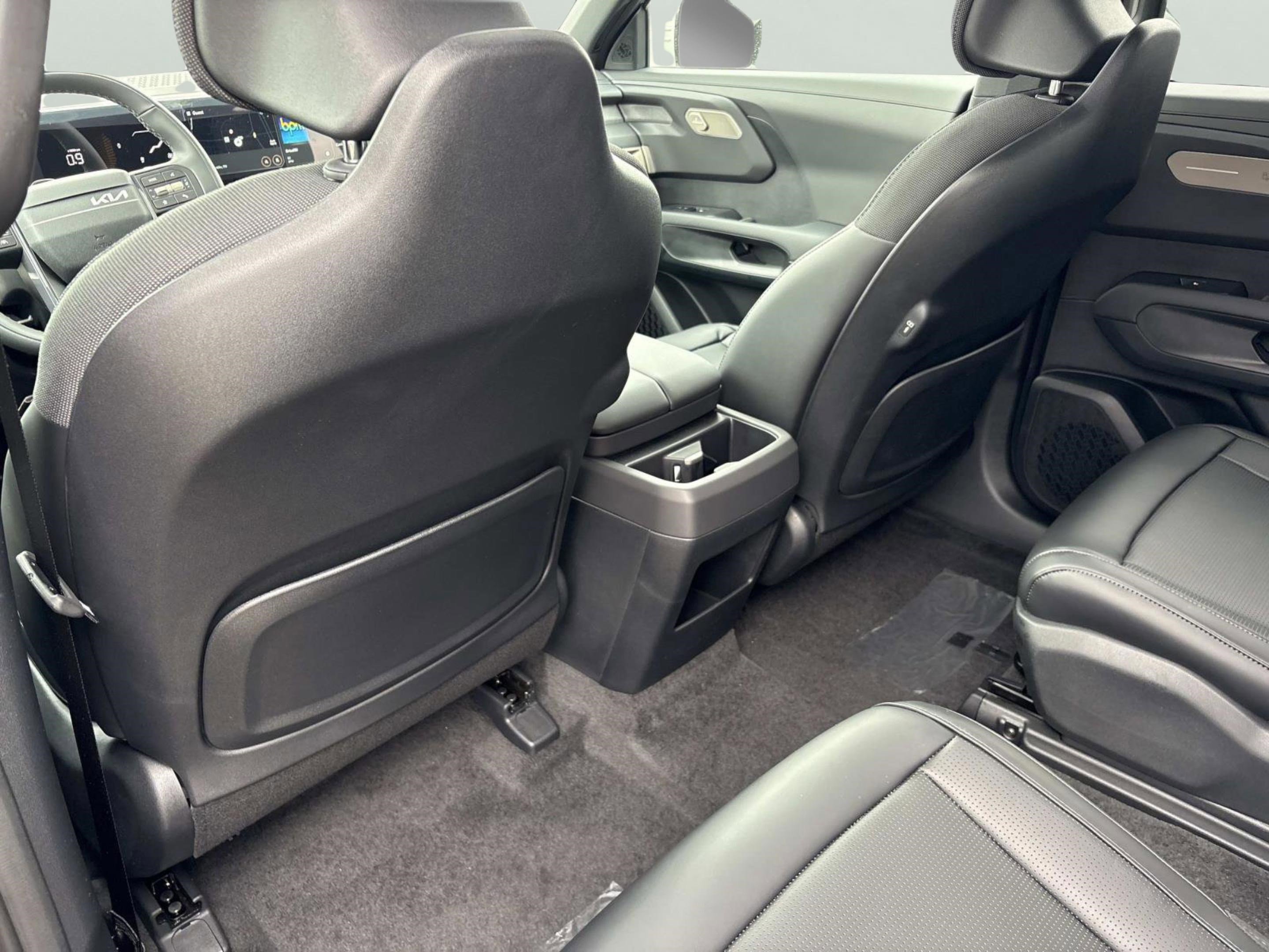 New 2027 Kia Telluride S image 17