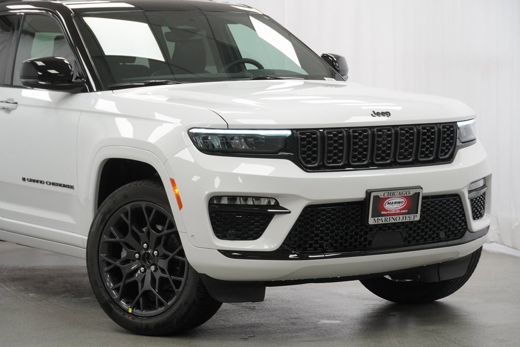 New 2025 Jeep Grand Cherokee Summit w/ Obsidian Package image 3