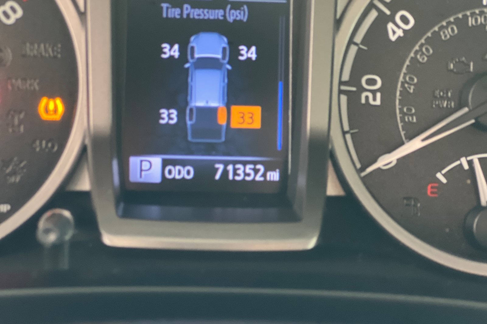 Used 2018 Toyota Tacoma Limited image 21