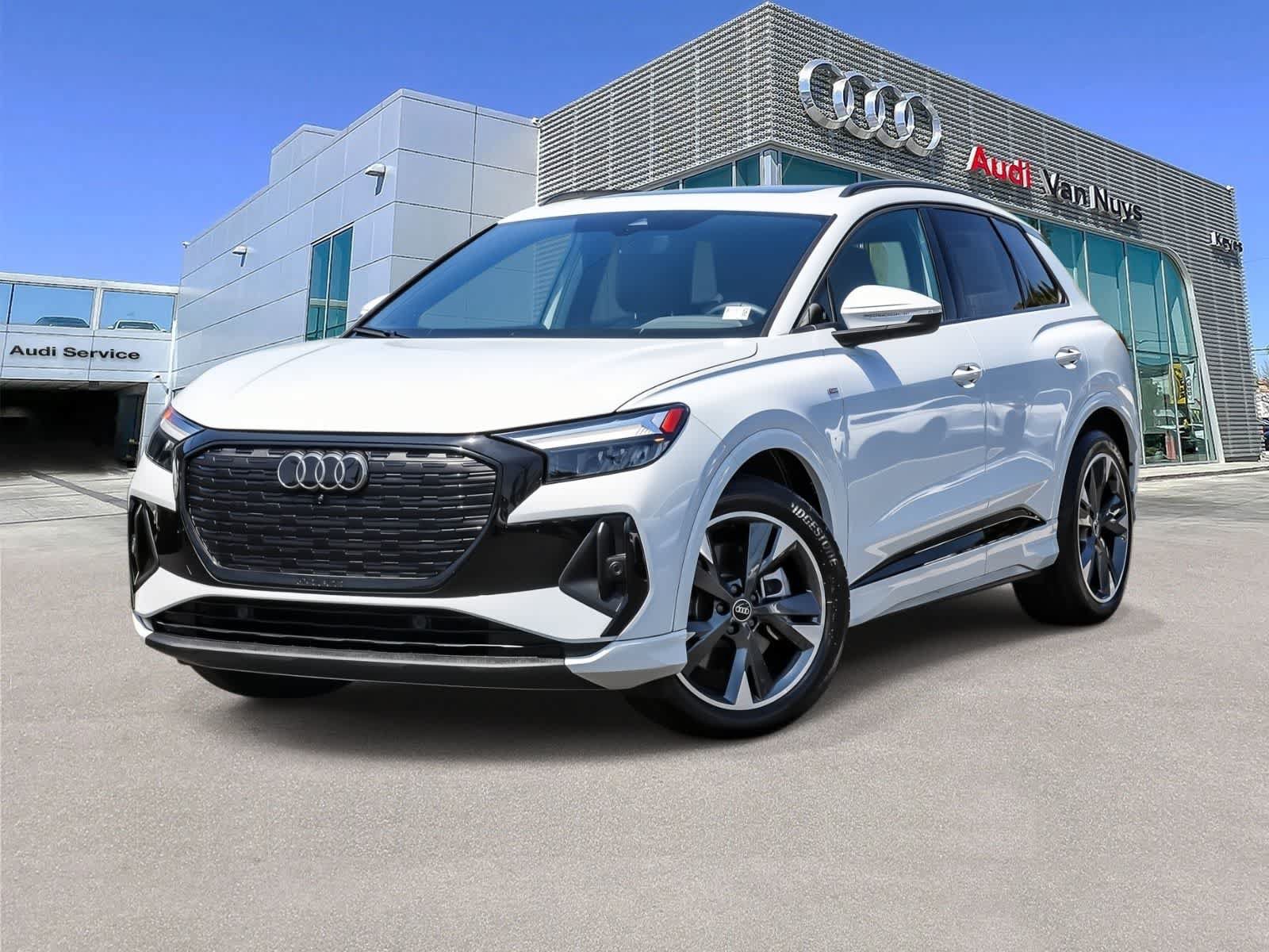 Used 2025 Audi Q4 e-tron Premium w/ Convenience Package