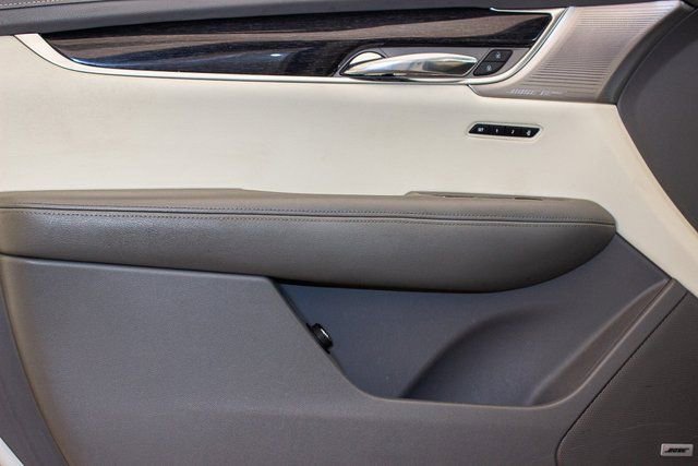 Used 2022 Cadillac XT6 Premium Luxury image 26