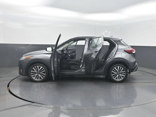 Used 2023 Nissan Kicks SV FWD image 32