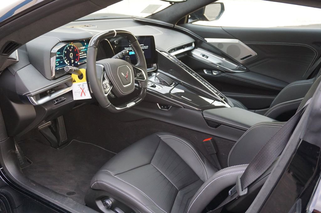 New 2025 Chevrolet Corvette E-Ray image 10