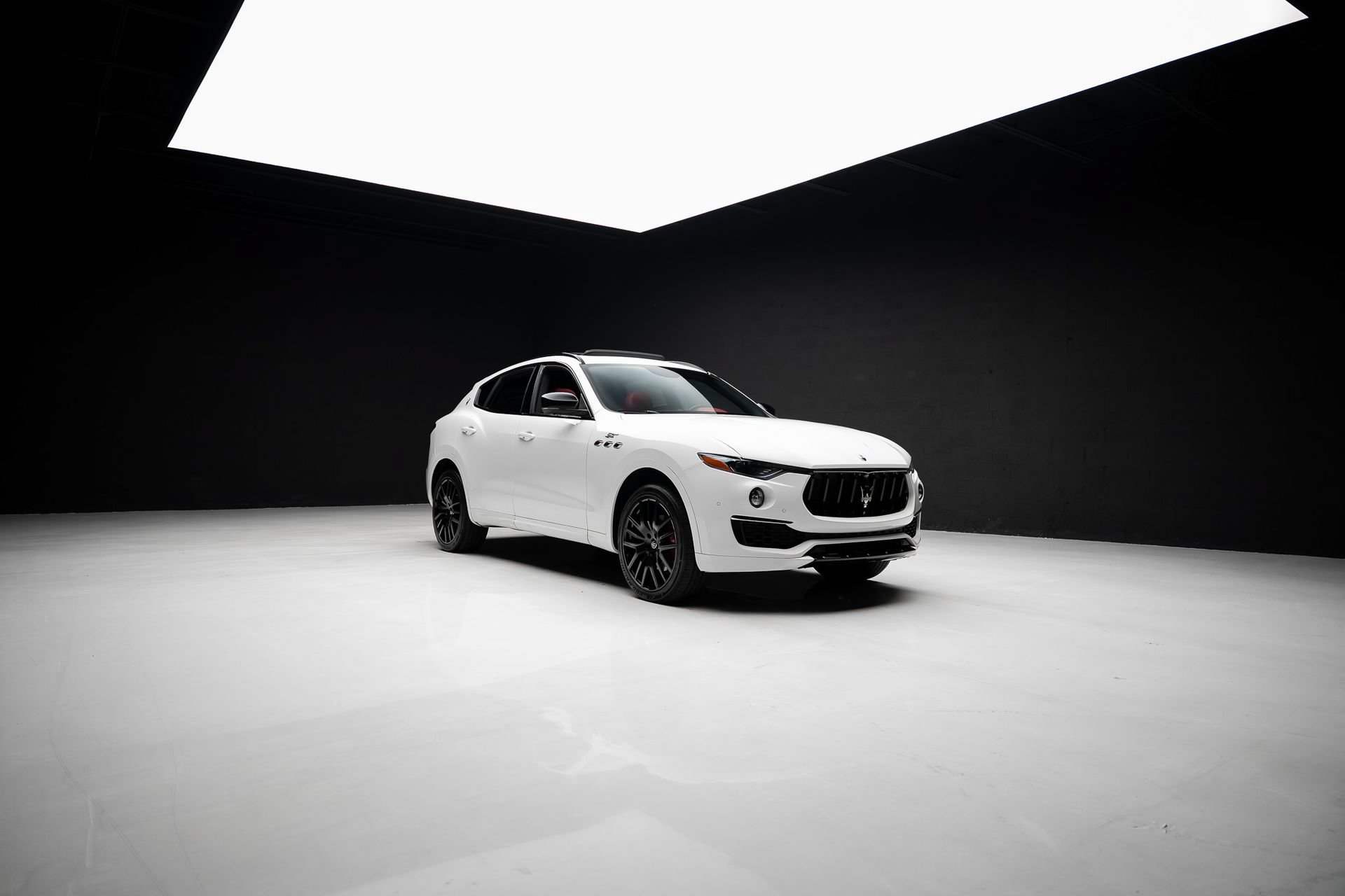 Used 2022 Maserati Levante GT AWD/4WD image 90
