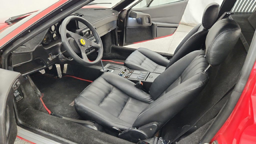 Used 1988 Ferrari 328 GTS RWD image 32