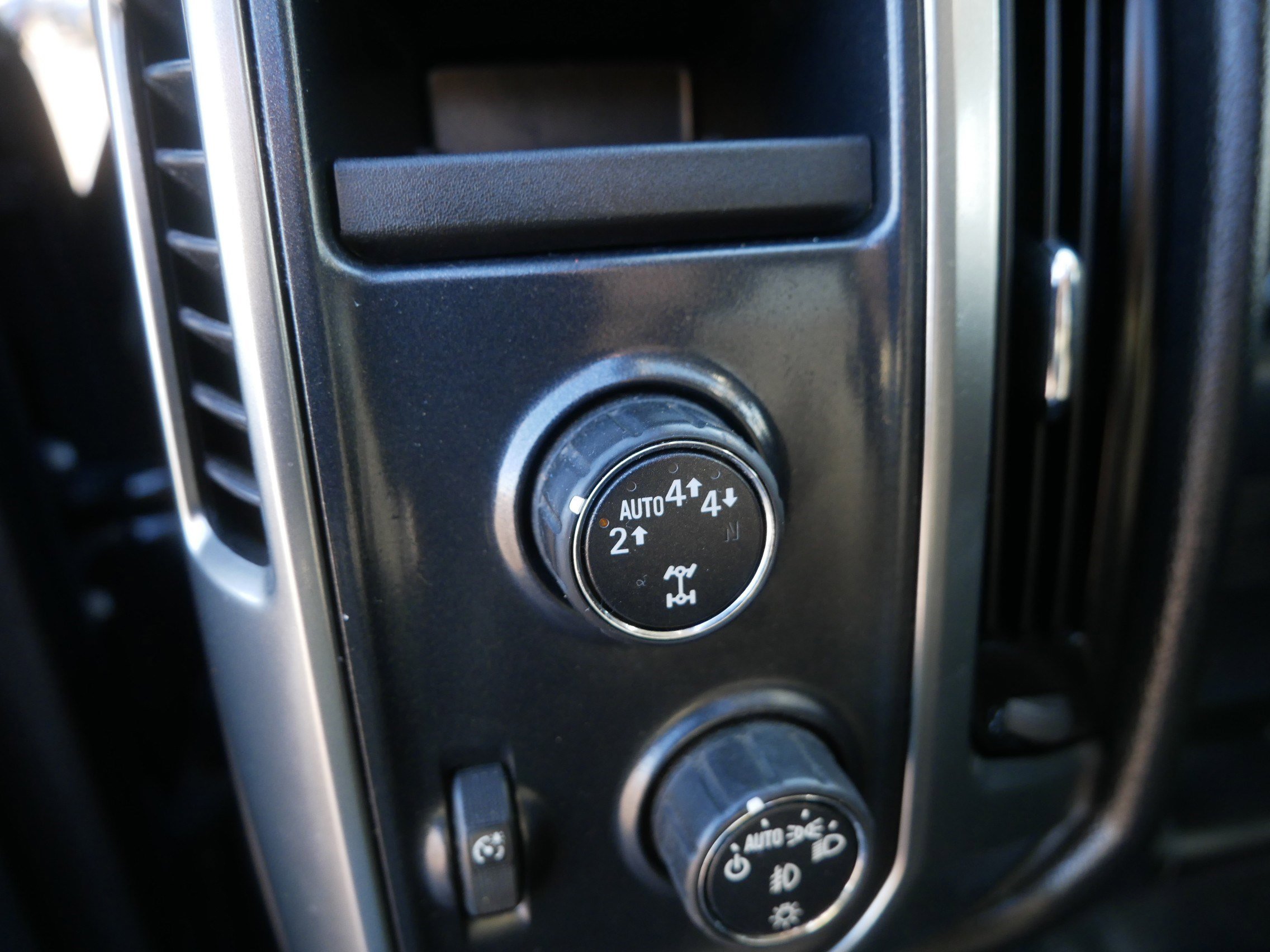 Used 2017 Chevrolet Silverado 1500 LT w/ All Star Edition image 23