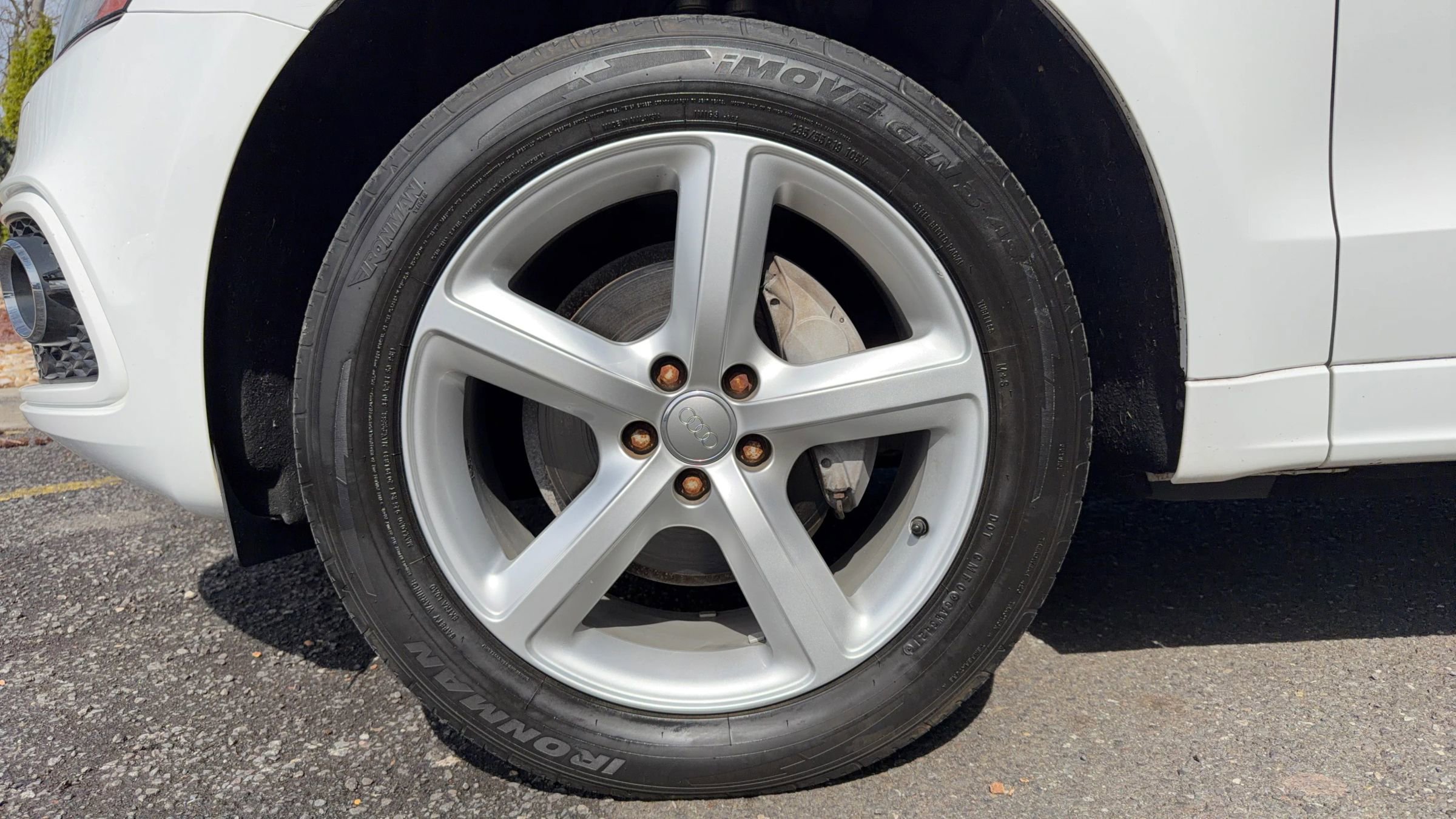 Used 2017 Audi Q5 2.0T Premium Plus w/ Technology Package image 9