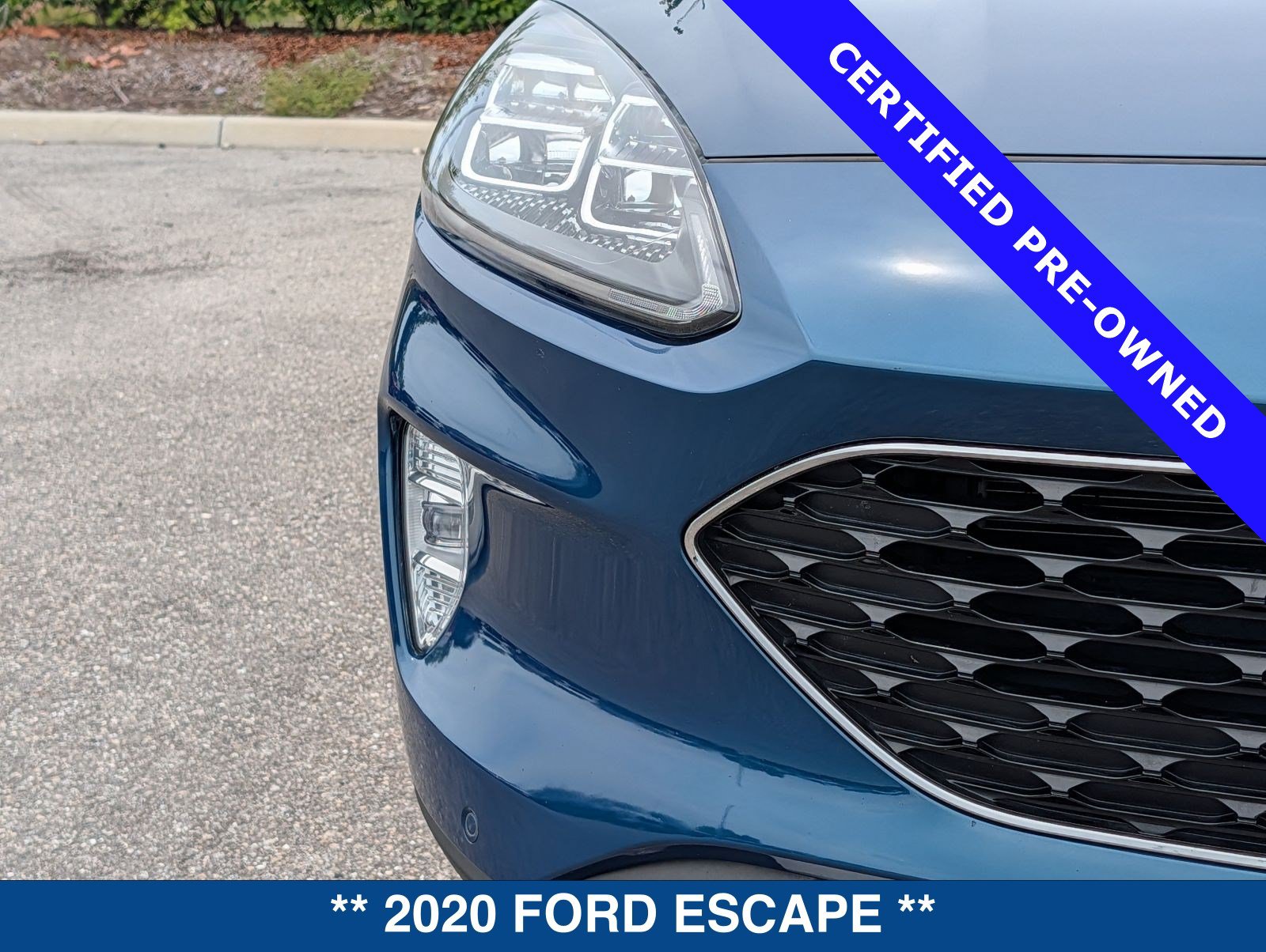 Certified 2020 Ford Escape Titanium AWD/4WD image 9