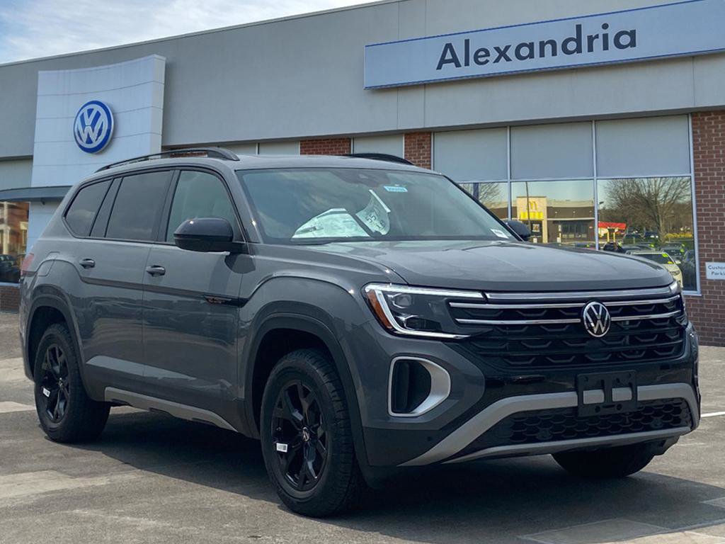 New 2025 Volkswagen Atlas Peak Edition SE