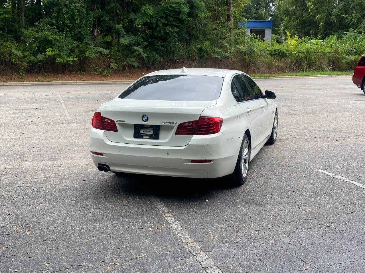 Used 2015 BMW 528i xDrive Sedan AWD/4WD image 5