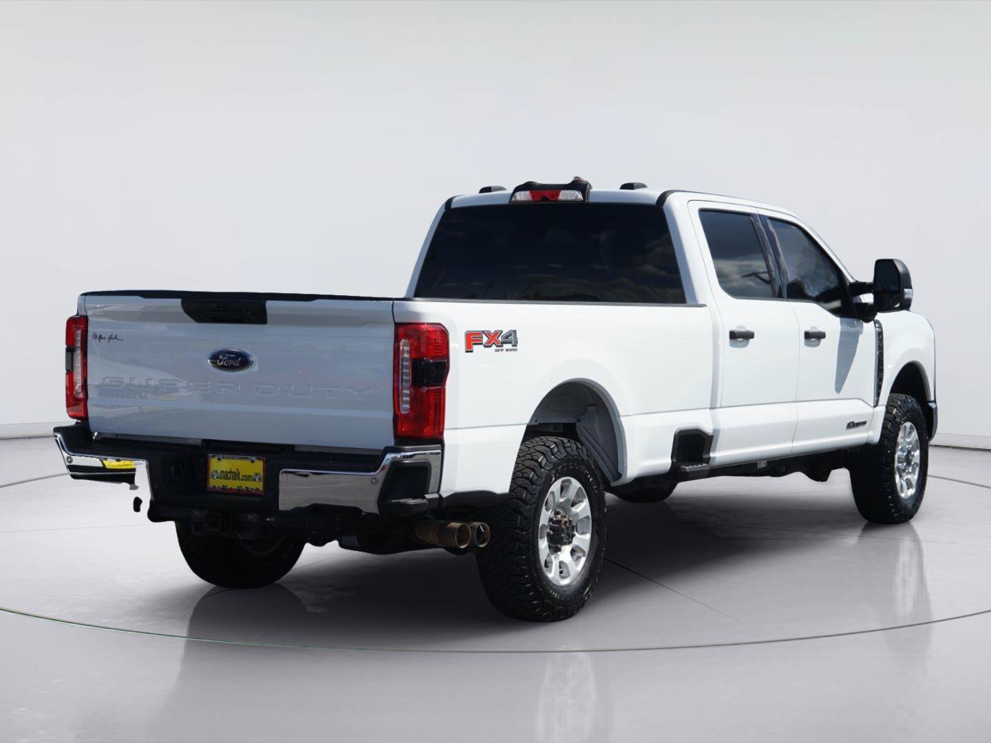 Used 2023 Ford F350 XLT w/ 360-Degree Camera Package AWD/4WD image 6