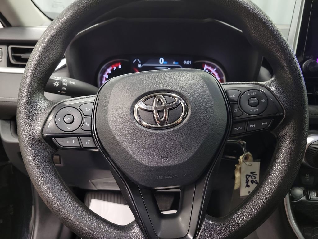 Used 2023 Toyota RAV4 LE FWD image 18