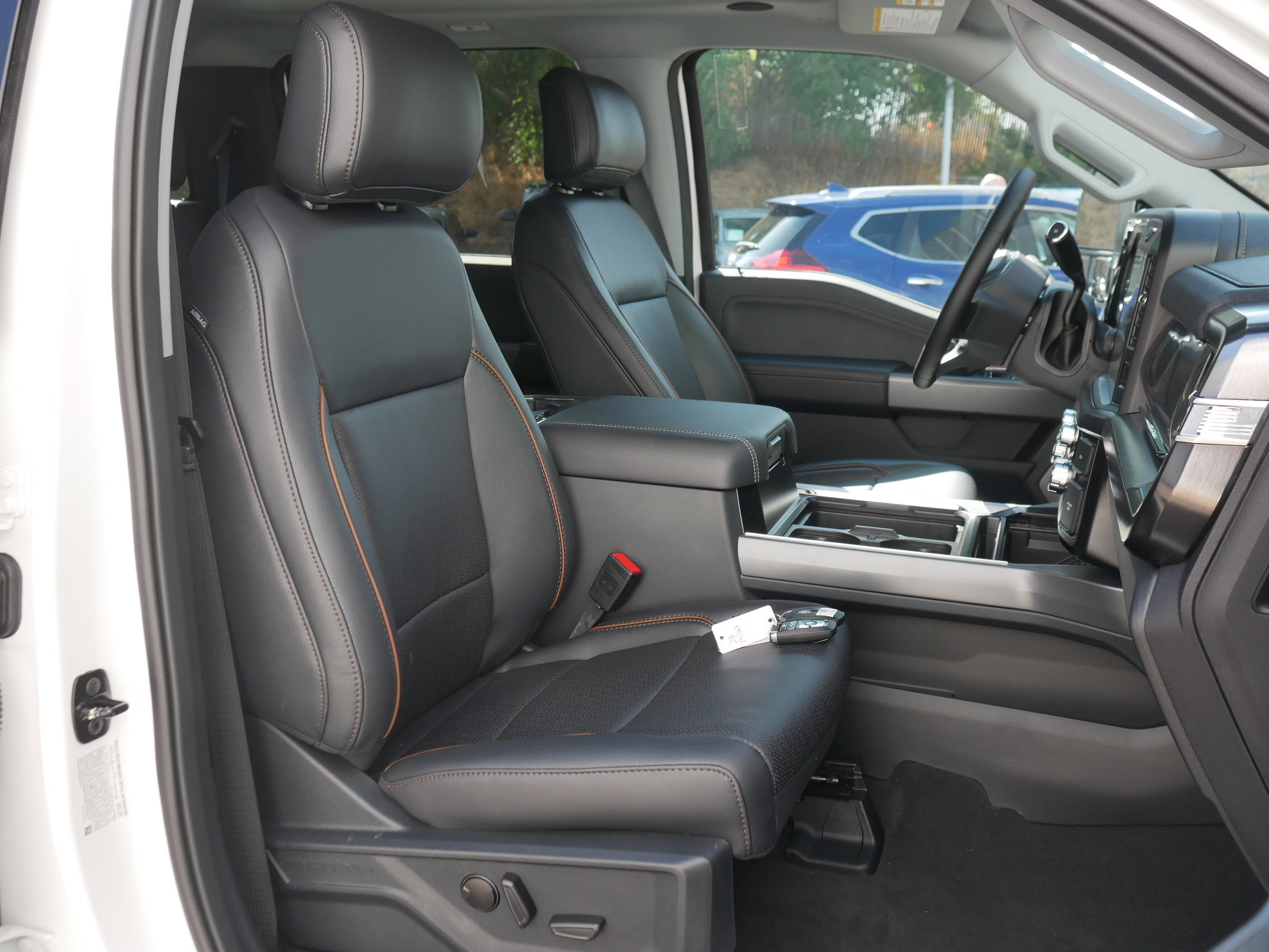 New 2025 Ford F250 Lariat w/ Lariat Ultimate Package image 32