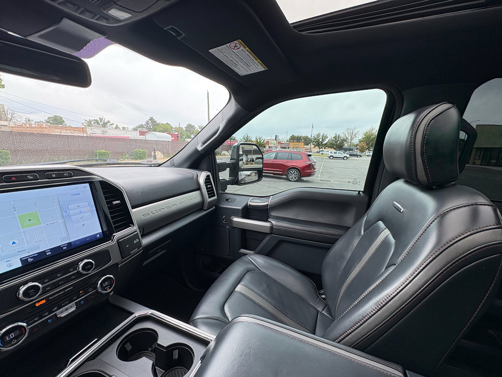 Used 2022 Ford F350 Platinum w/ Tremor Off-Road Package AWD/4WD image 28