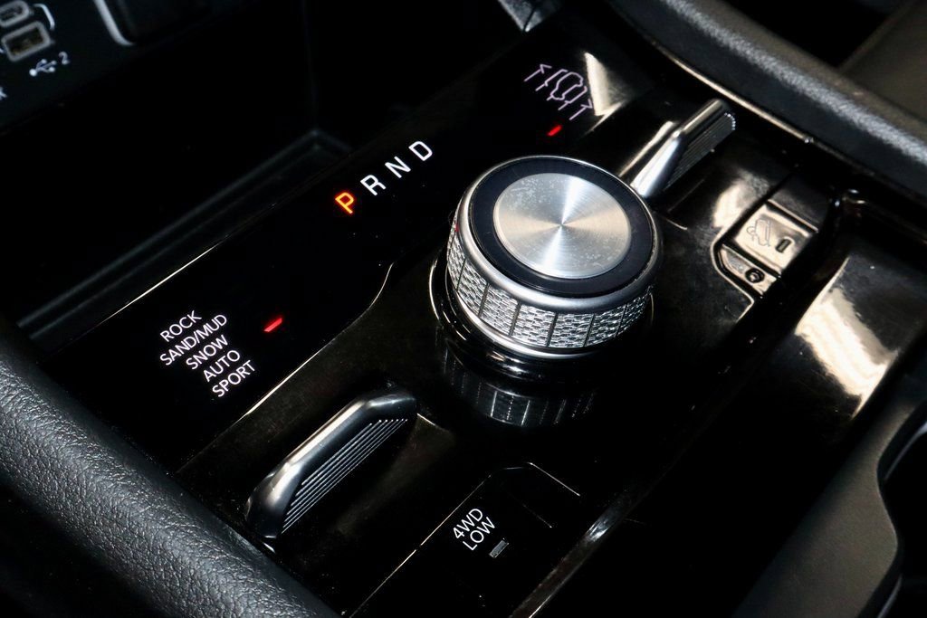 Used 2023 Jeep Grand Cherokee Overland image 33