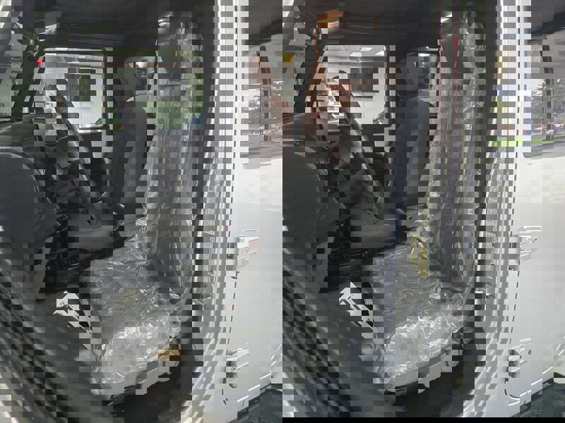 Used 2007 Jeep Wrangler Unlimited Sahara image 9