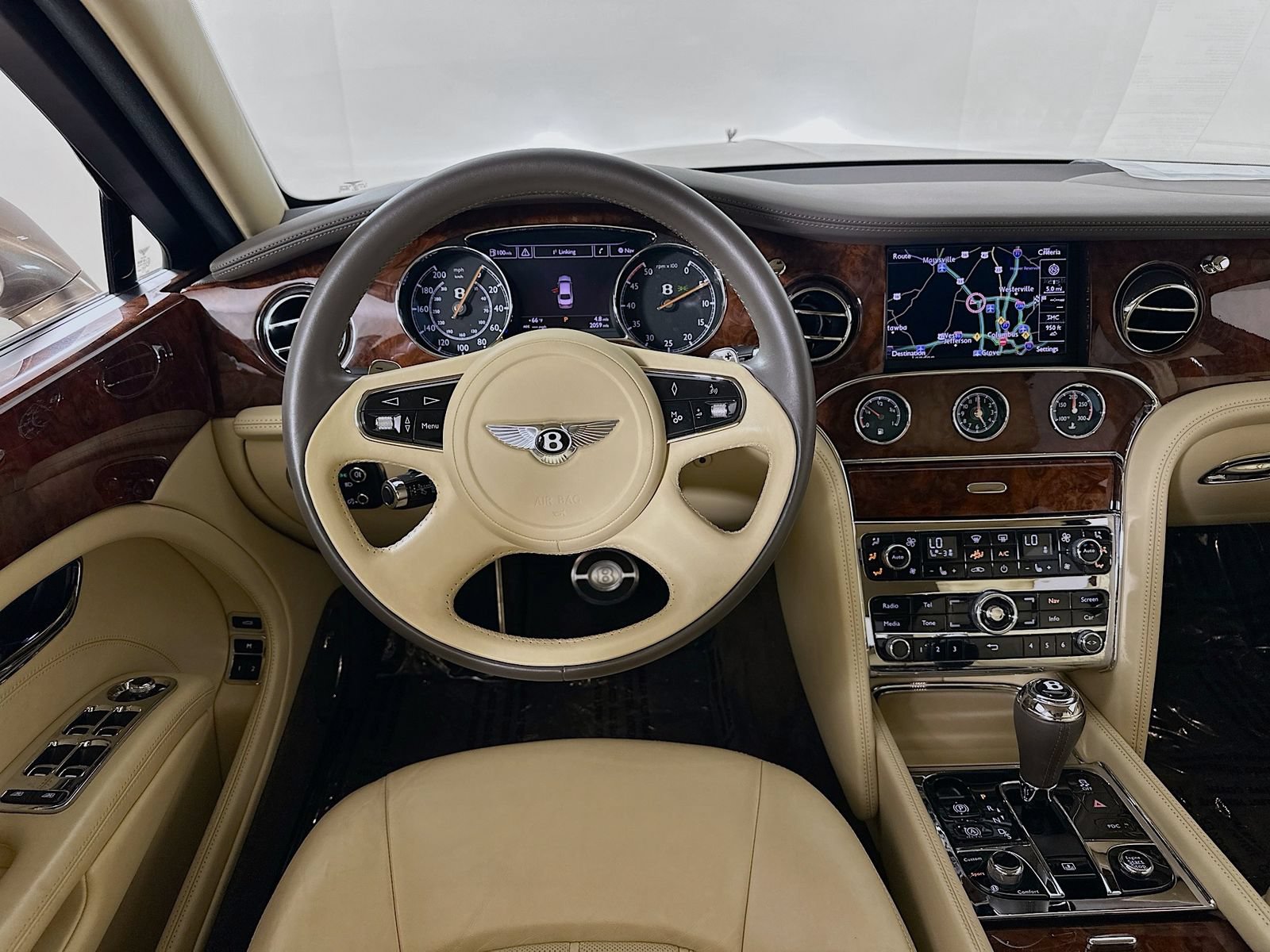 Used 2011 Bentley Mulsanne RWD image 29