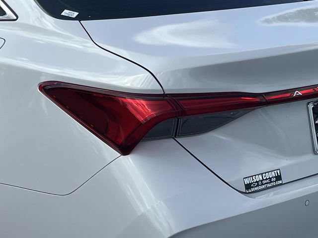Used 2020 Toyota Avalon Limited w/ Advanced Safety Package FWD image 10