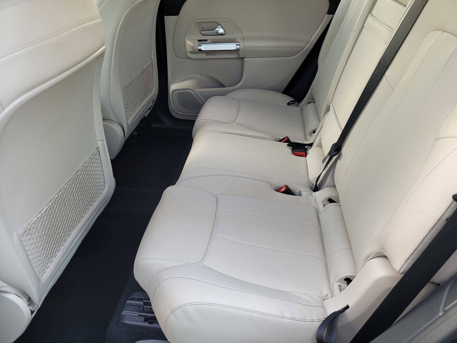 Used 2021 Mercedes-Benz GLB 250 4MATIC image 10