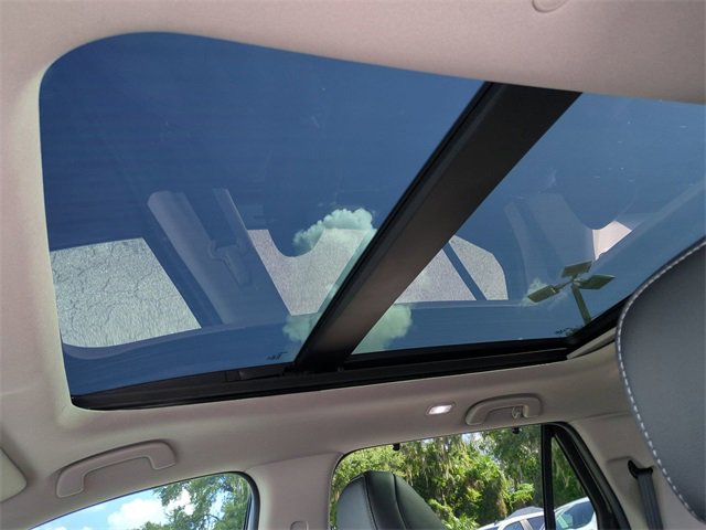 Used 2024 Honda Pilot Touring image 24