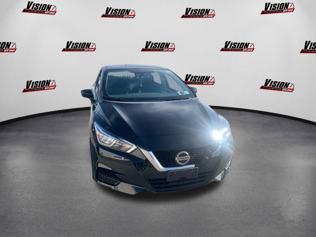 Certified 2022 Nissan Versa SV image 2