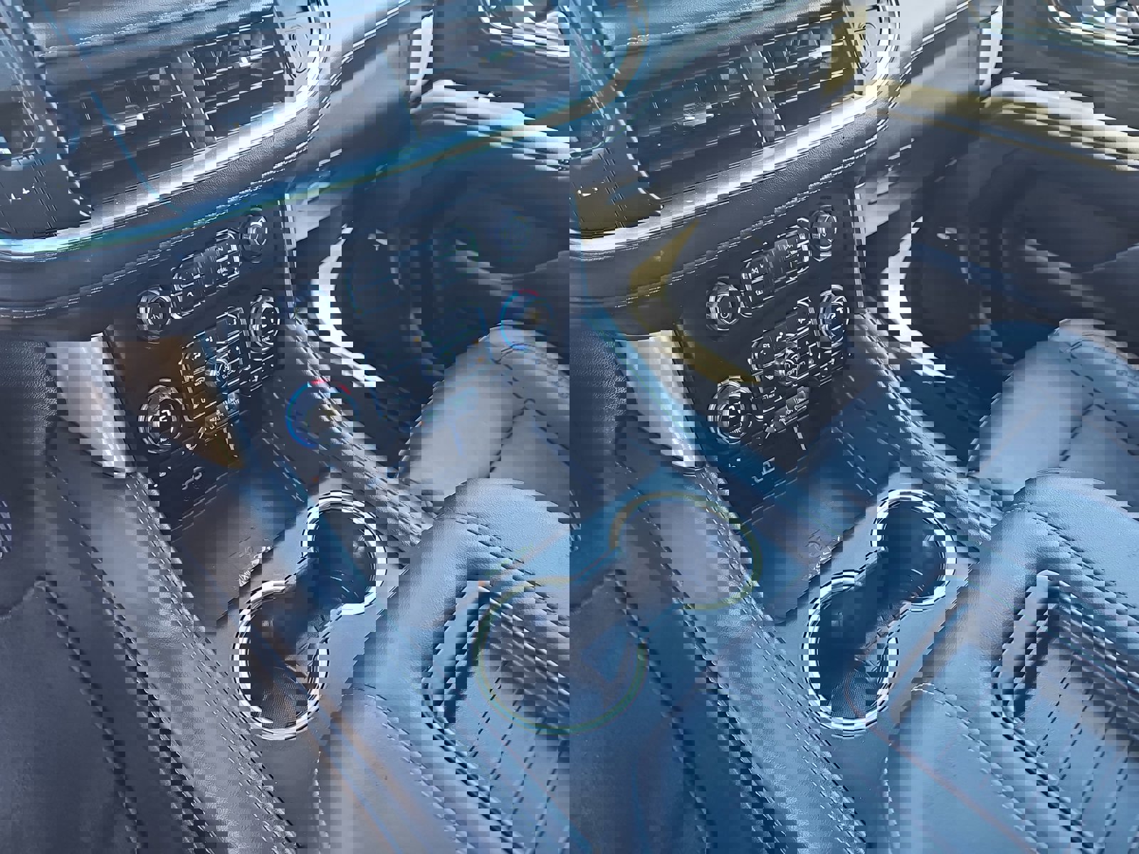 Used 2024 Chevrolet Tahoe LT w/ LT Signature Package image 28