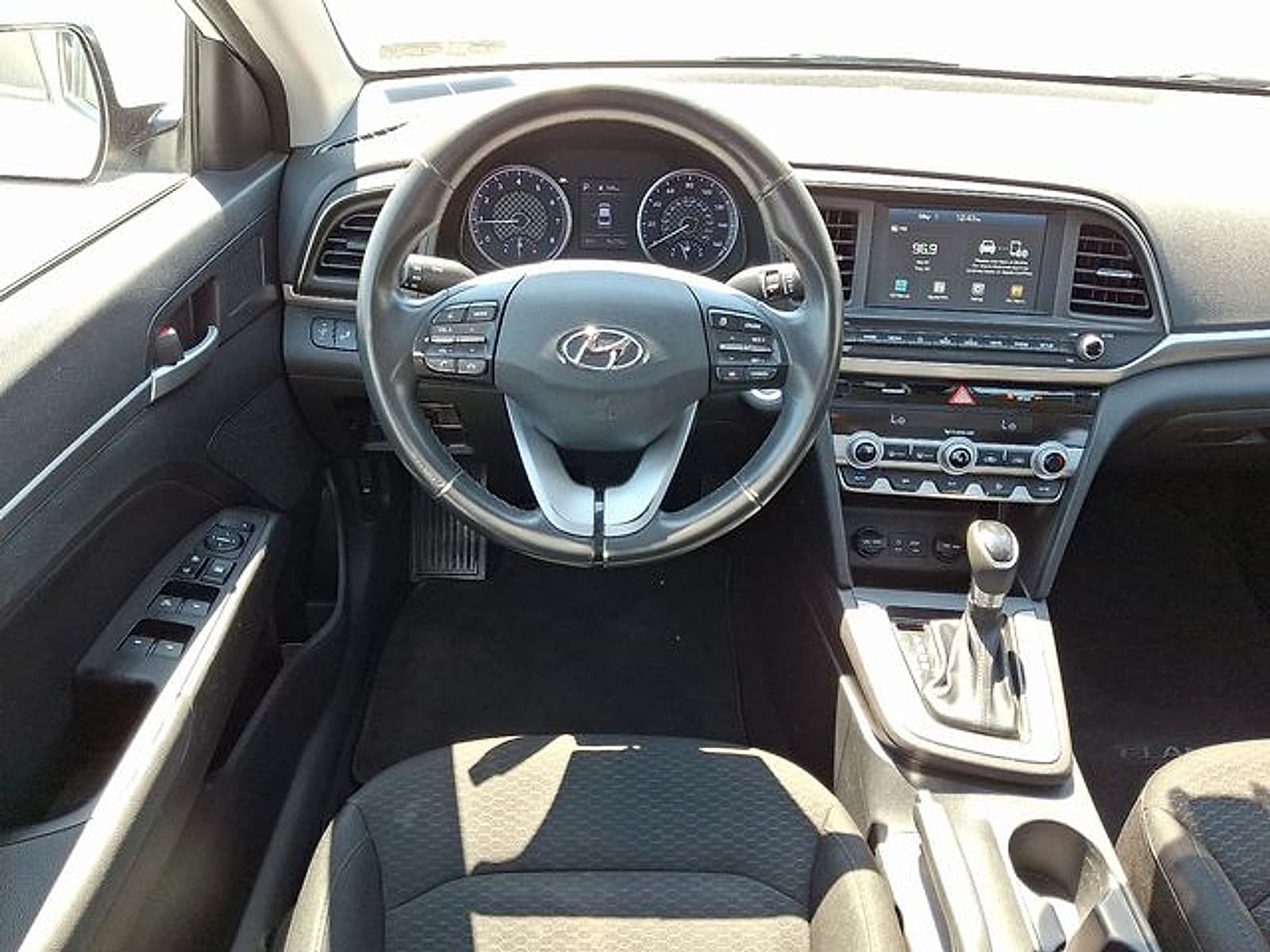 Used 2019 Hyundai Elantra Value Edition w/ Cargo Package FWD image 14