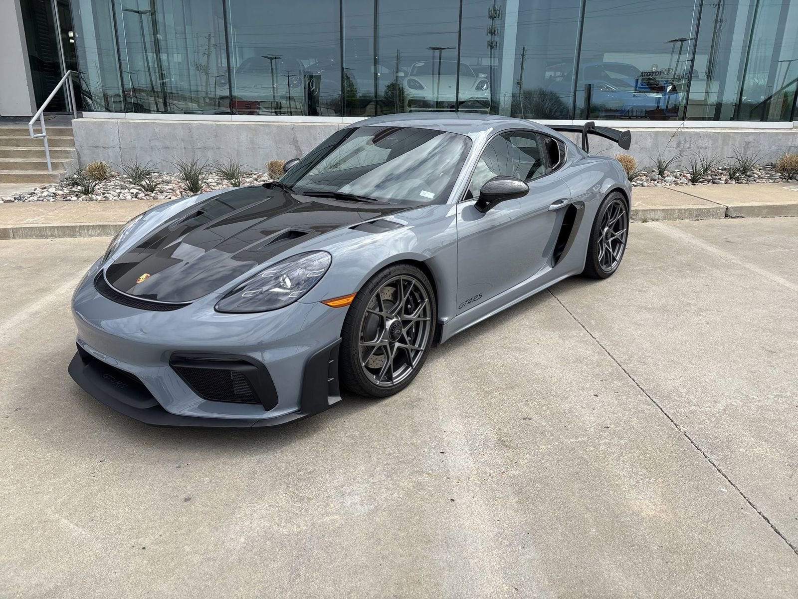 Certified 2023 Porsche 718 Cayman GT4 RS image 1