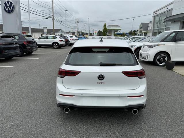 New 2025 Volkswagen GTI SE FWD image 5