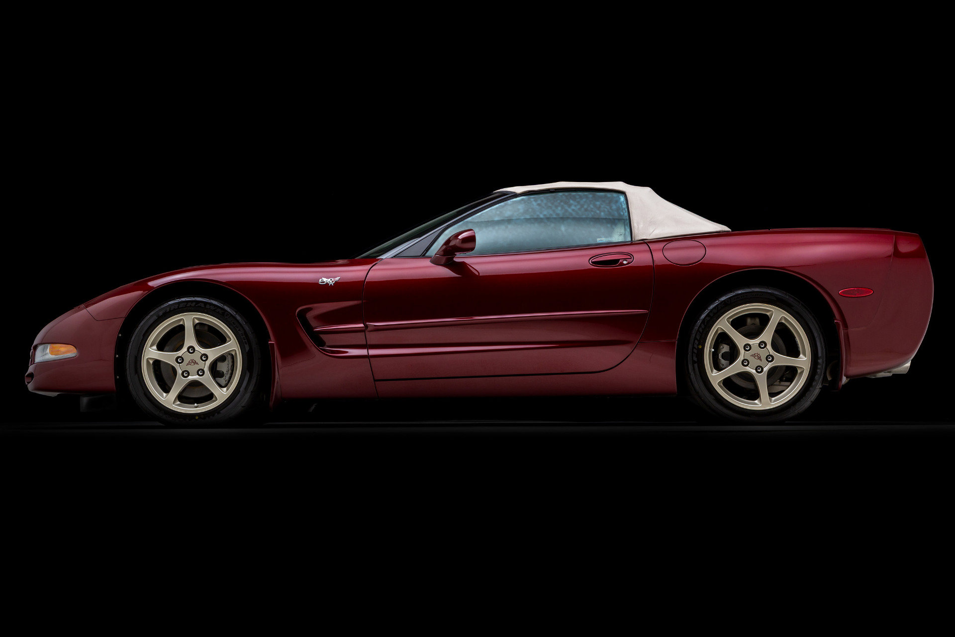 Used 2003 Chevrolet Corvette 50th Anniversary Edition w/ Preferred Equipment Group1 image 10