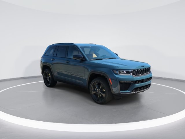 New 2026 Jeep Grand Cherokee Limited w/ Limited Altitude Package AWD/4WD image 2