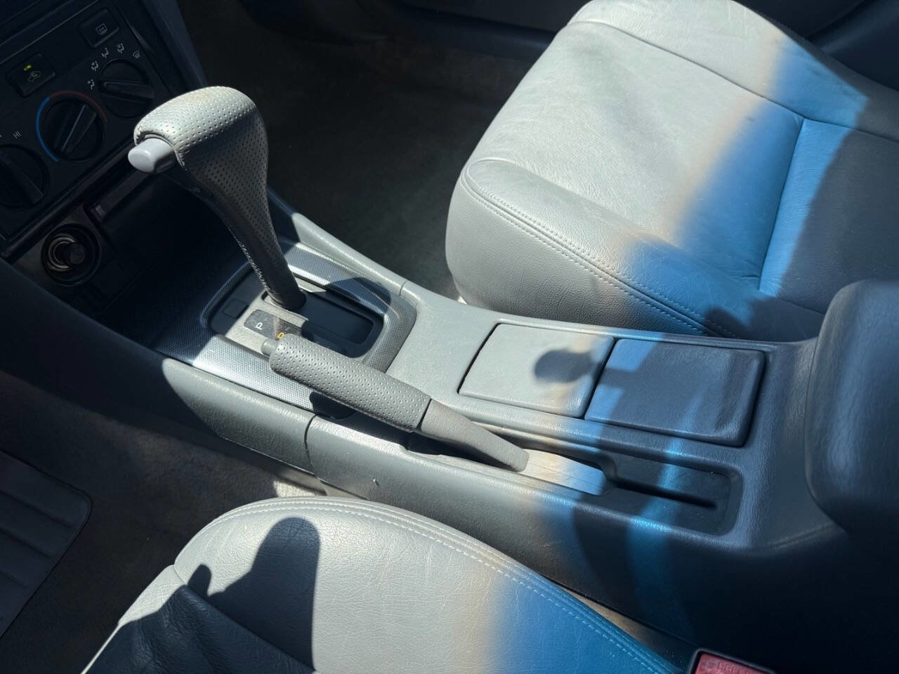 Used 2001 Toyota Camry LE FWD image 19