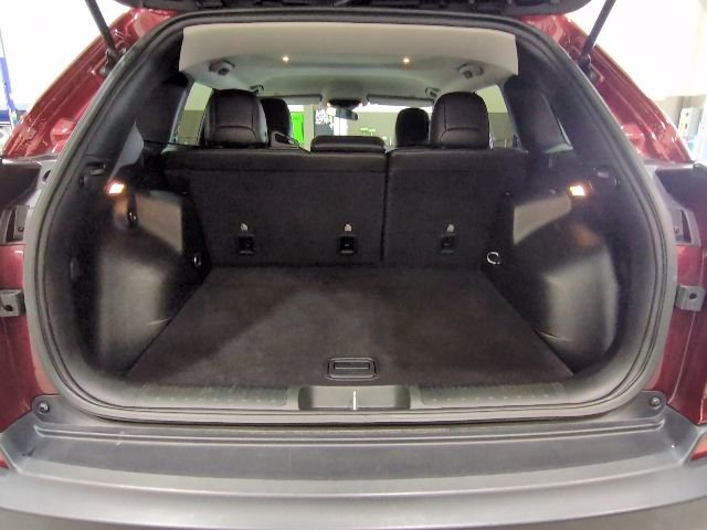 Used 2019 Jeep Cherokee Latitude Plus w/ Cold Weather Group image 12