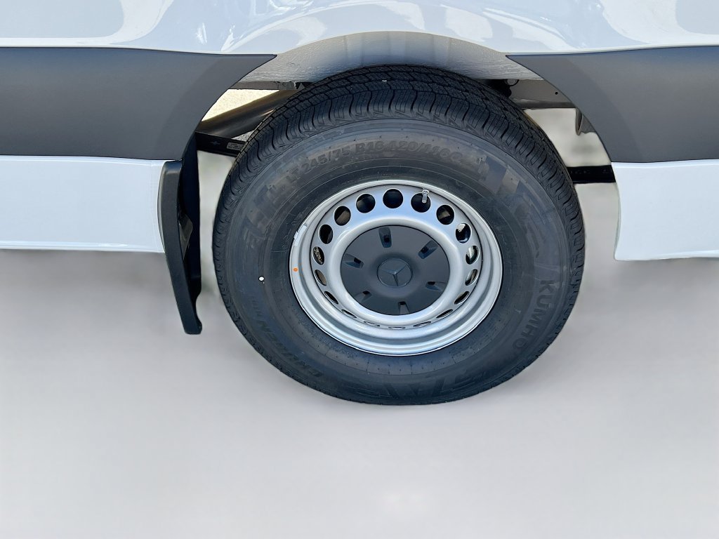 New 2026 Mercedes-Benz Sprinter 2500 image 28
