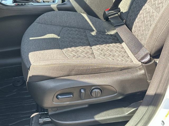 Used 2024 Chevrolet Equinox LT w/ LPO, Floor Liner Package FWD image 16