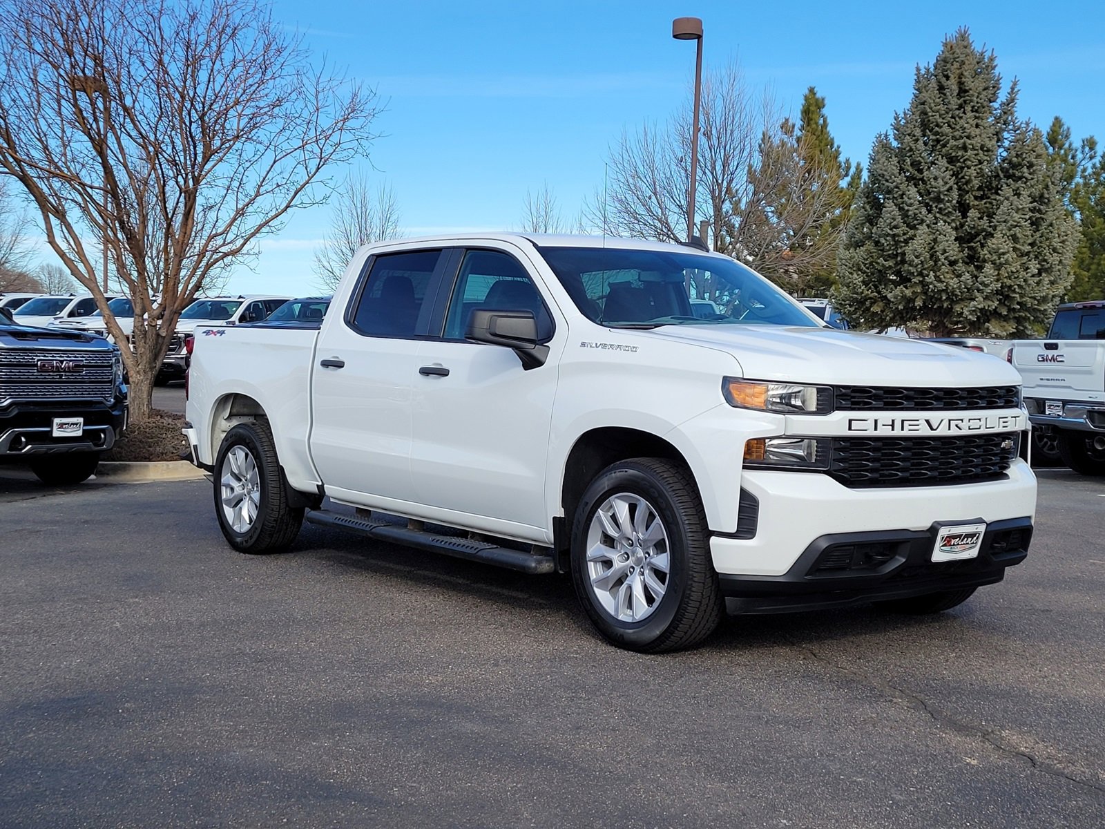 Used 2020 Chevrolet Silverado 1500 Custom w/ Custom Value Package image 1
