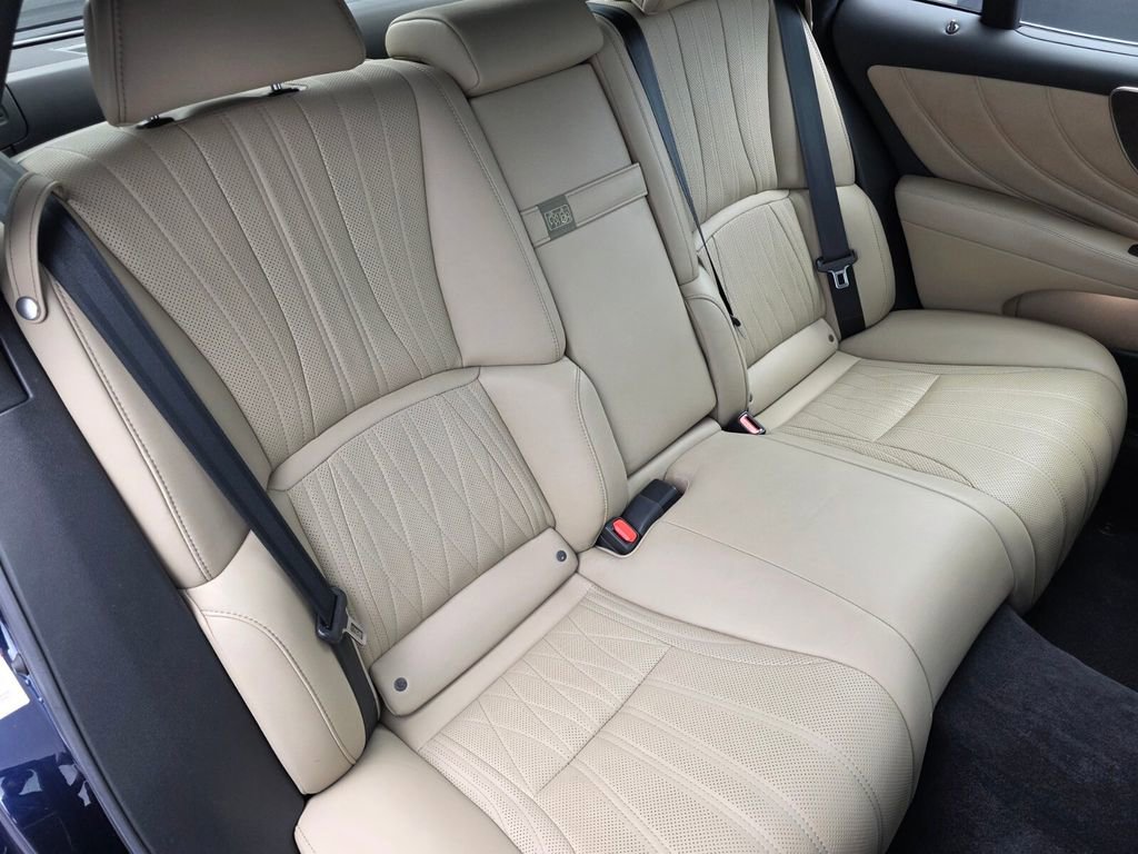 Used 2021 Lexus LS 500 AWD w/ Interior Upgrade Package image 26