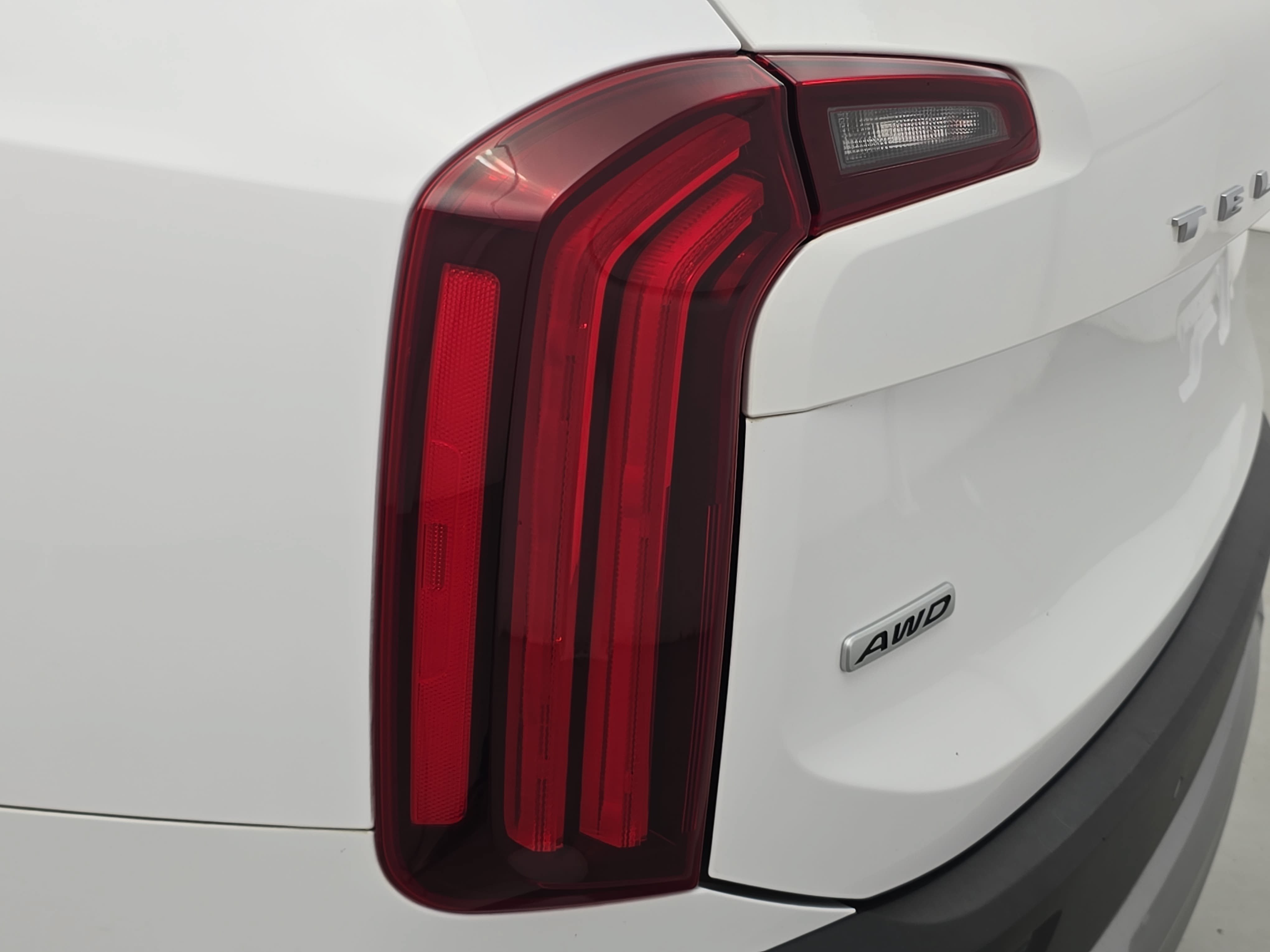 Used 2022 Kia Telluride SX w/ SX Prestige Package AWD/4WD image 36