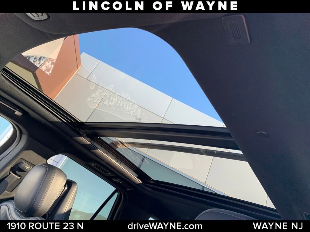 Used 2021 Lincoln Navigator Reserve w/ Luxury Package image 14