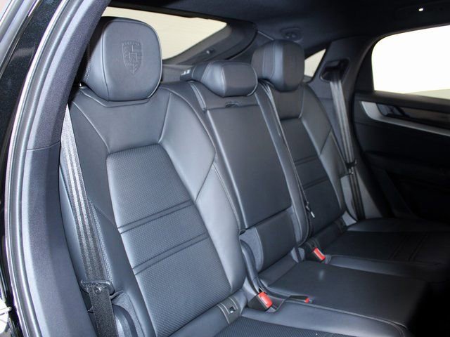 New 2026 Porsche Cayenne E-Hybrid Coupe image 25