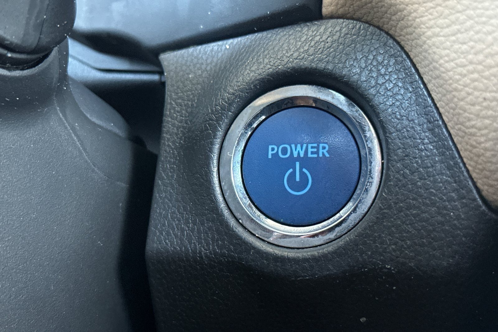 Certified 2022 Toyota RAV4 XLE Premium AWD/4WD image 21
