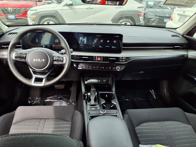Used 2025 Kia K5 LXS FWD image 11