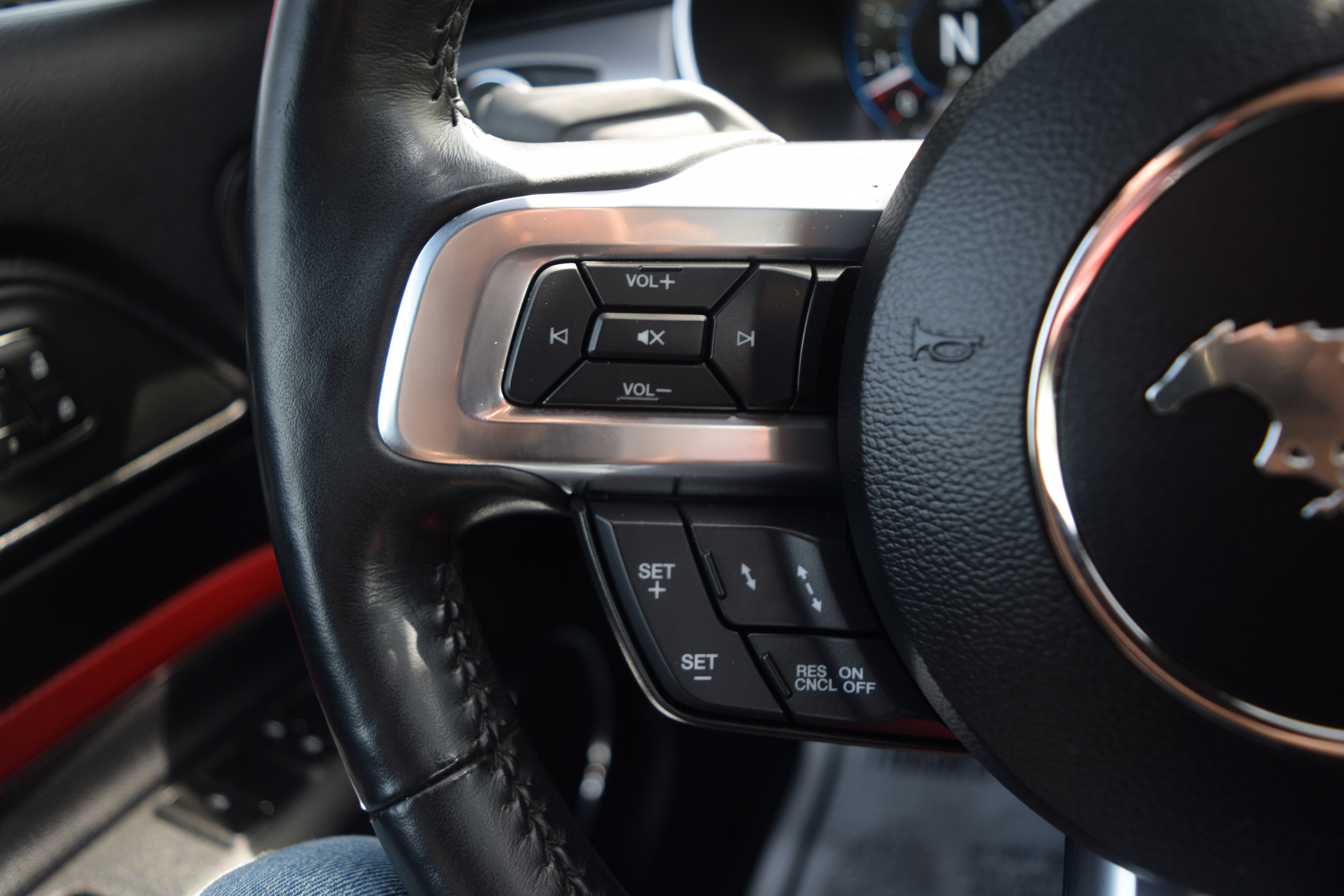 Used 2020 Ford Mustang GT Premium w/ Equipment Group 401A RWD image 6