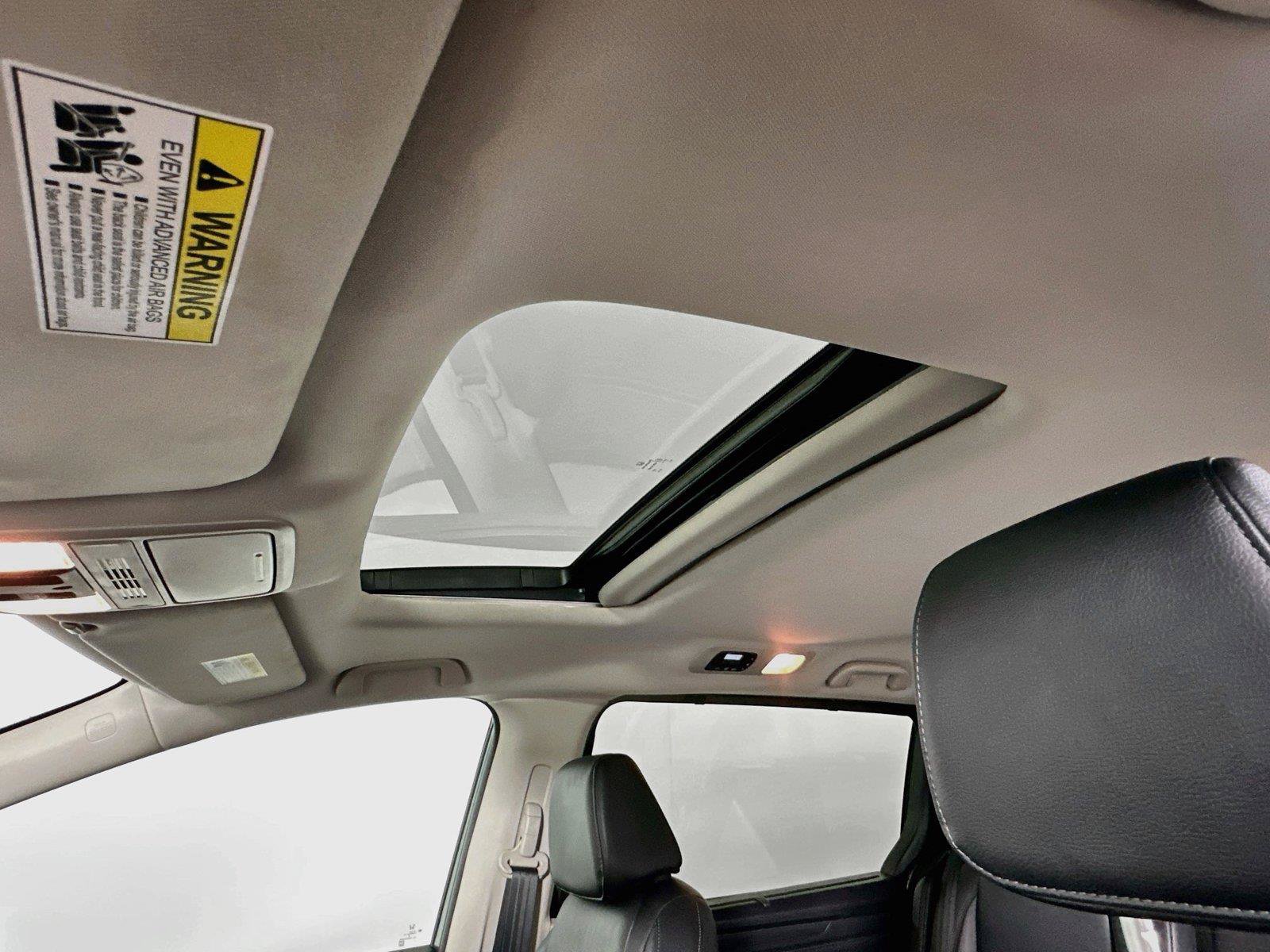 Certified 2025 Honda Odyssey EX-L image 17
