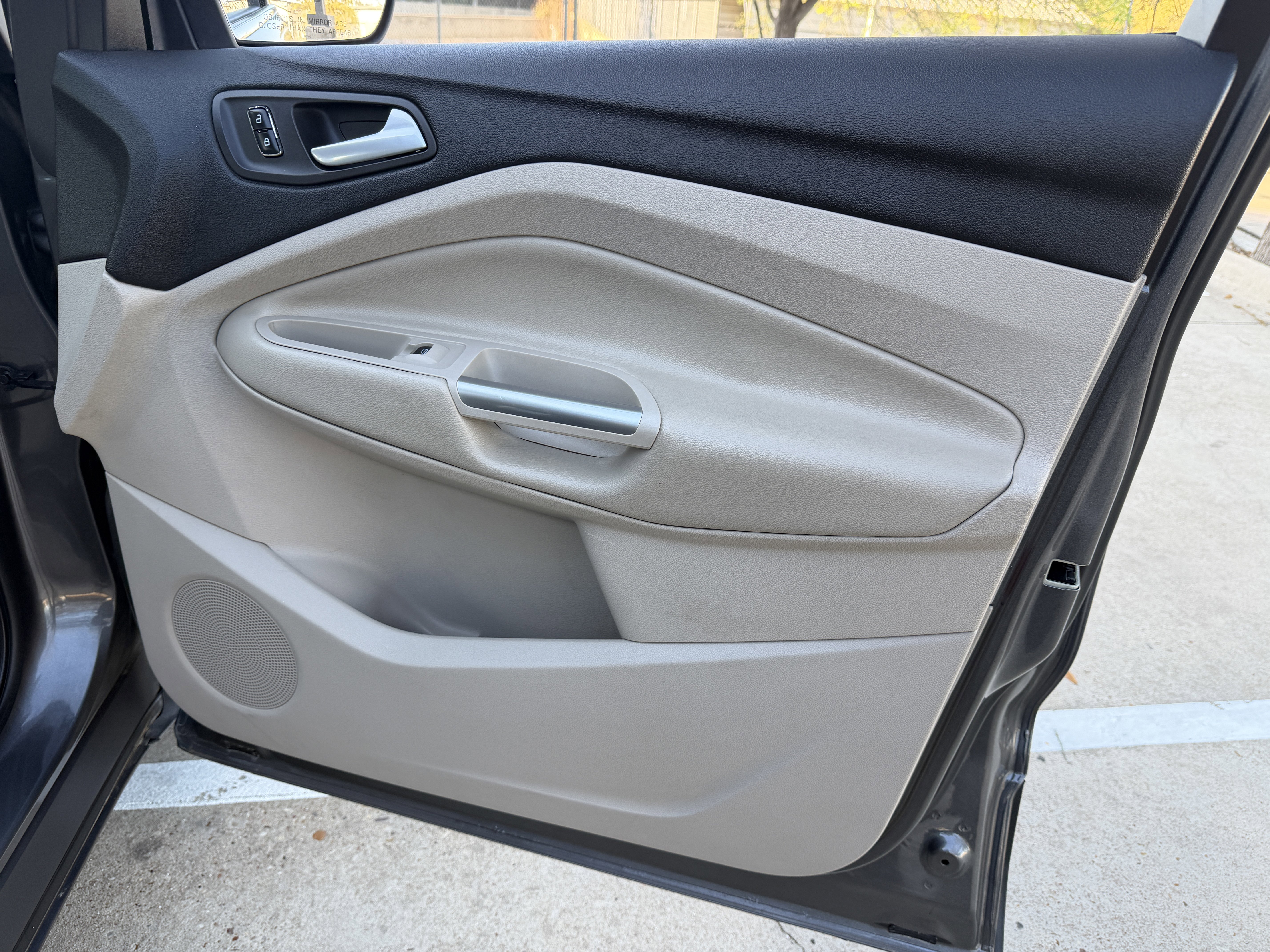 Used 2013 Ford Escape SEL image 9