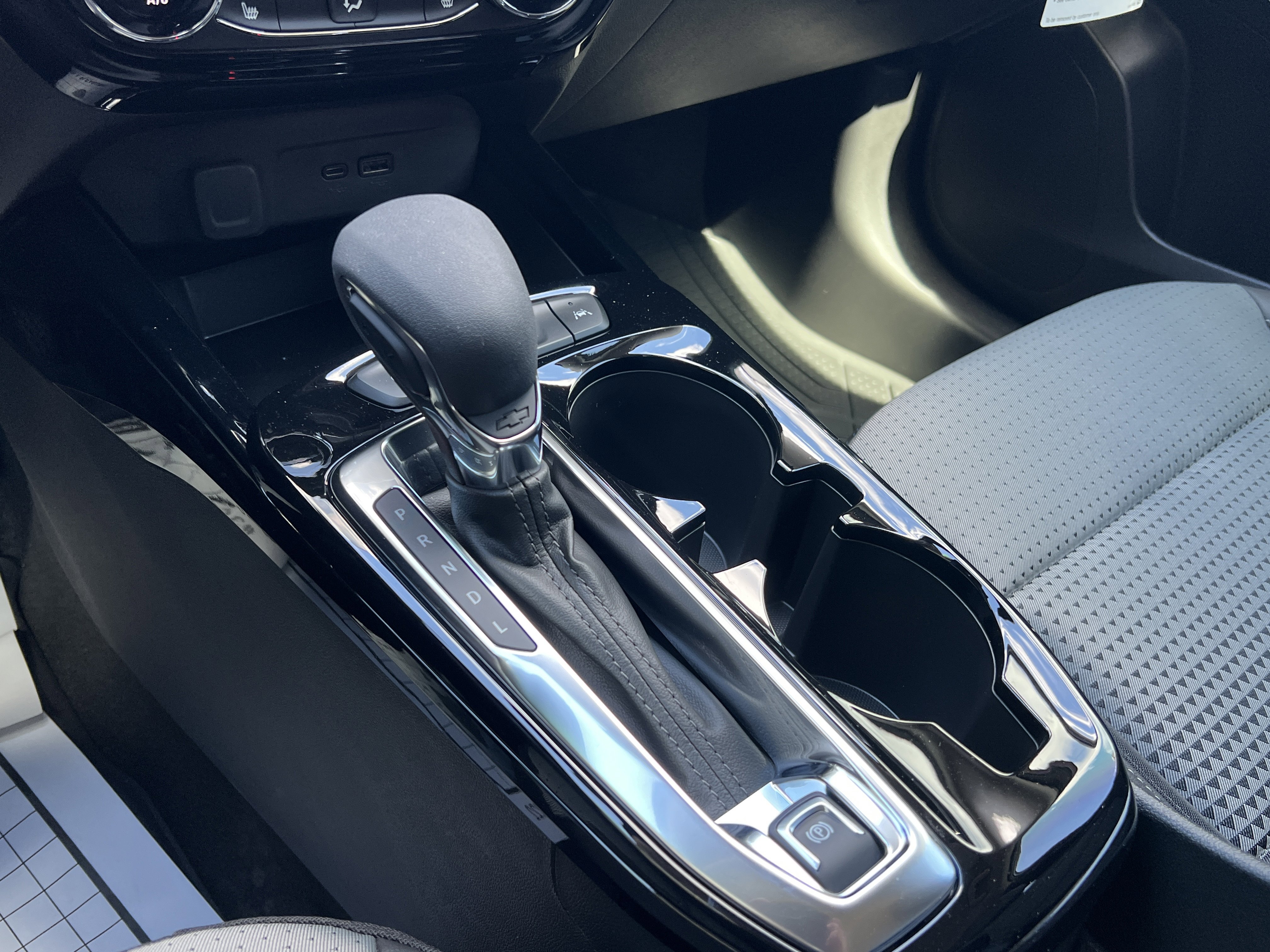 New 2026 Chevrolet Trax LT w/ Midnight Edition image 28